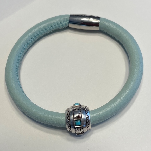 Brighton Leather Bracelet with Silver and Turquoise bead - Picture 2 of 4